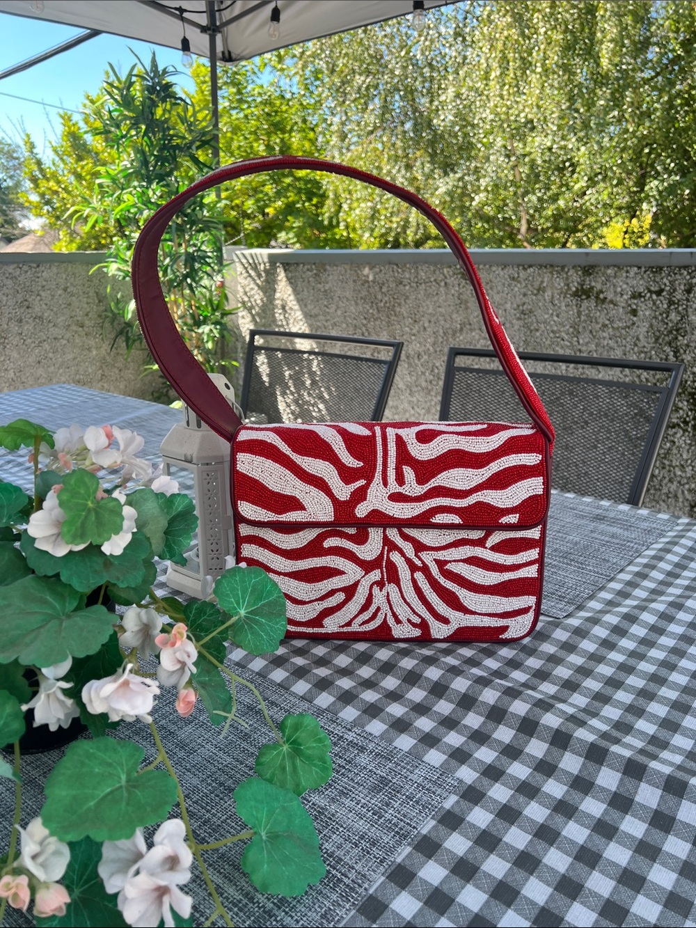 Red & White Beaded Shoulder Bag - Picture 2 of 5